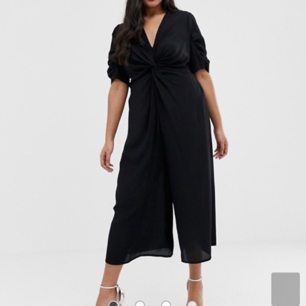 🎁NWT ASOS Curve 22 Jumpsuit Short Sleeve